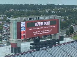 South Carolina-Mississippi State begins after 80-minute delay — Post and Courier