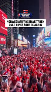 Norwegian fans have not stopped rowing during the FIFA World Cup 🇳🇴