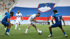 Nepozabni večer za Korena v večeru za čimprejšnjo pozabo