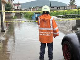 Llama Protección Civil Estatal a extremar precauciones ante pronóstico de lluvias fuertes en Michoacán