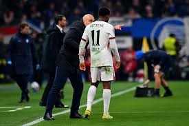 Enzo Maresca fornece atualização sobre Jamie Gittens e Jorrel Hato antes de confronto contra o Aston Villa