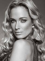 Ff Ae Badb Bb Cc Bf Deb Fee Fa Family. Is this Reeva Steenkamp the Model? Share your thoughts on this image? - ff-ae-badb-bb-cc-bf-deb-fee-fa-family-1751981233