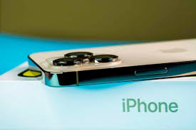 Leilões da Receita em Fortaleza e Brasília têm iPhone a partir de R$100 e MacBook Air por R$1.440