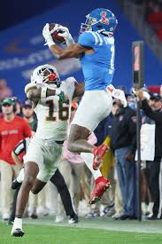 49ers draft tracker: How De’Zhaun Stribling and Romello Height fit, plus more trades