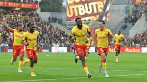 Desporto - Lens, o rival inesperado do Paris Saint-Germain