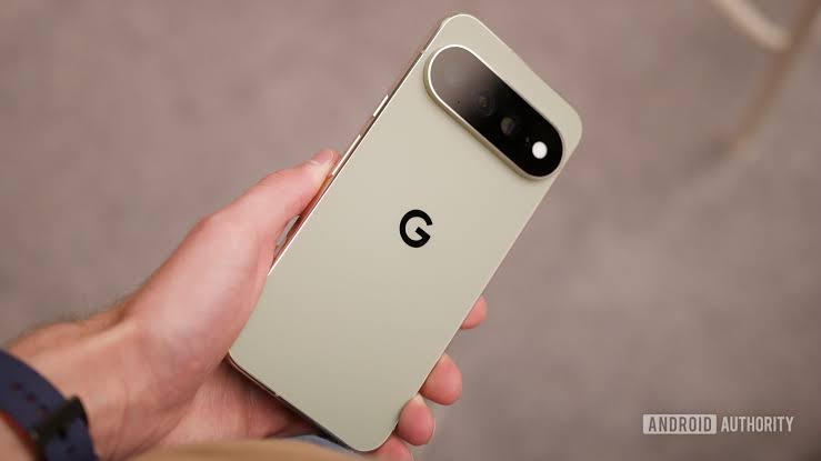 Pixel 11 Pro XL faces stiff competition from Galaxy S26 Ultra, Razr Ultra, Pixel 10a, Pixel 10 Pro XL, and Nothing Phone 3 as Google's flagship starts at $1,300