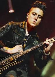 Resultado de imagen para synyster gates