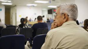 INSS libera benefício sem 12 contribuições para trabalhadores com 17 doenças graves, mas diagnóstico sozinho não garante o pagamento