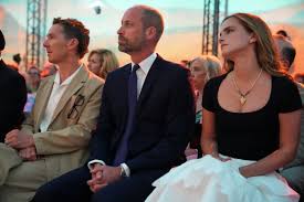 Príncipe William se une a estrelas de Hollywood em Londres e faz revelação sobre sua saúde mental