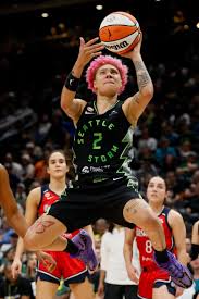 Storm get offense going in blowout win over Mystics