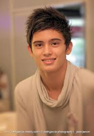 PBB Teen Clash of 2010 love team James Reid and Devon Seron appear on the first meet-and-greet event organized by their avid fans, who are collectively ... - 6fa2a1aff