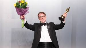 Academy Award Winner’s Oscar Missing After TSA Refuses To Let Him Board Flight With It [Video]