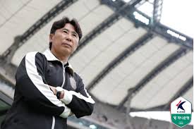 FC Seoul head coach Kim Ki-dong is keeping his lead, but he plans not to let his guard down. I plan