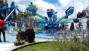 Hasil gambar untuk MICKEY HOLIDAY BERASTAGI