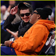Timothee Chalamet Sits Courtside with Spike Lee at Knicks Game in NYC