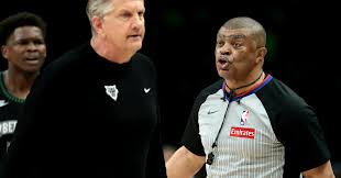 'Pretty unprofessional': Wolves' Finch, referee Brothers have heated disagreement in Game 3