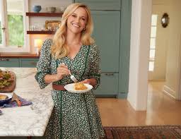 Reese Witherspoon: Neue Draper James Kollektion begeistert mit Herbstmode!