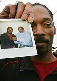 Snoop Dogg and Stanley &#39;Tookie&#39; Williams In theory, I&#39;m somewhat inclined to oppose the death penalty. Now, people who go around killing ... - calvin_broadus-snoop_dogg-101