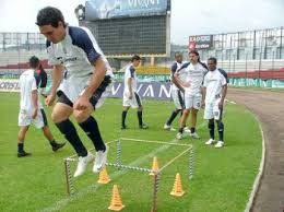 Resultado de imagen para CARACTERISTICAS DE UN FUTBOLISTA