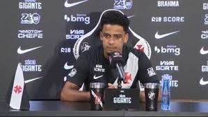 Vasco fecha janeiro com mês agitado em transferências; veja as pendências para fevereiro