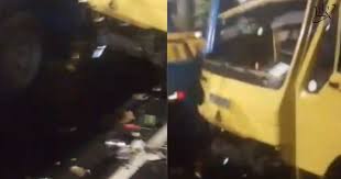 Trabalhador da Limpurb morre após ser esmagado por contêiner de lixo em acidente com caminhão