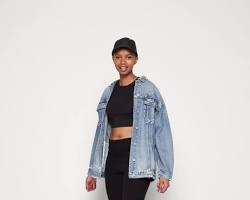 Imagen de Blazer vaquero oversize de American Eagle