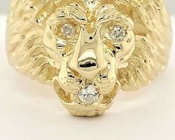 Image of Lion's Head Ring with Diamond Eyes for men