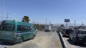 Reabren circulación en Rosas Magallón y Alba Roja tras atención a percance vial en Tijuana