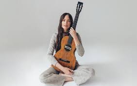 Kacey Musgraves Incendeia SP! Últimos Ingressos Para Show Imperdível!