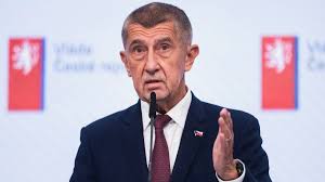 Vláda schválila zákaz telefonů ve školách