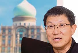 Malaysian Institute of Architects president Chan Seong Aun says in the next few months, the GBI will form a new organisation, called the Green Building ... - 23bt12aa.transformed