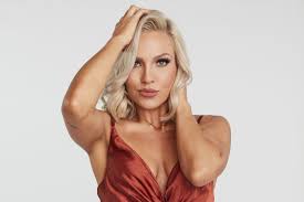 Sharna Burgess returning to Dancing With the Stars Season 35