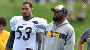 Lecciones del Campo: Tomlin Analiza el Juego y la Importancia de los Fundamentos