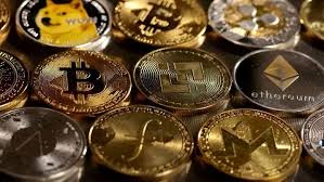قیمت بیت‌کوین و ارزهای دیجیتال ۱۰ مرداد ۱۴۰۵؛ بازار در مدار منفی