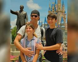 Image of Tom Brady with his son Benjamin and daughter Vivian