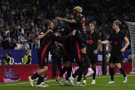 الضباب يربك برشلونة قبل مواجهة ريال بيتيس