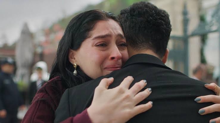 Güller ve Günahlar" son bölümüyle yine nefes kesti ...