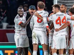 Bayern’s fighting spirit conquers Paris
