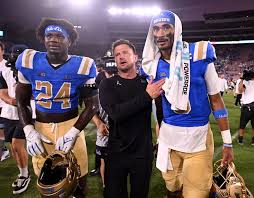 Bob Chesney has UCLA believing again. Now comes the real test: No. 13 Oregon — Yahoo Sports