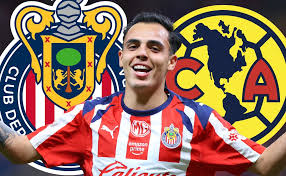 ¿Hugo Camberos abandona a Chivas por América? Lo que se sabe de este rumor de mercado de pases