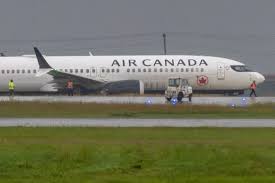 ‘Dangerously slow’ deplaning after jet veered off taxiway in Montreal is concerning: expert
