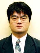 Shun Arakaki 9-dan. From Okinawa on December 25, 1970. Disciple of Seidoh Ohta 9-dan. Became professional 1-dan in 1985, promoted to 9-dan in 2009. - ph_arakakisyun