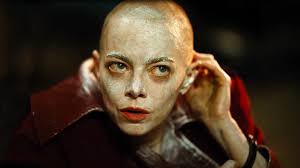 La última película de ciencia ficción de Emma Stone llega hoy a streaming tras acumular cuatro nominaciones en