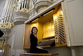 Organistin Daria Burlak spielt in der Stadtkirche: Das Online ...