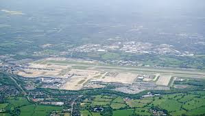 Gatwick runway shuts as flight to New York left stranded after rejected take-off — The Independent