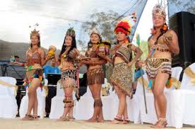 Resultado de imagen de las vestimenta de la cultura kichwa