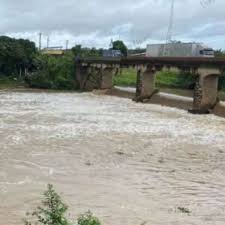 Chuva em PE: Rios Capibaribe, Tracunhaém e Duas Unas entram em estado de alerta