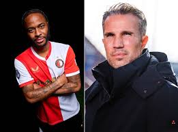 Robin van Persie speelde sleutelrol bij komst Raheem Sterling: ‘Als hij je belt, neem je de telefoon altijd op’
