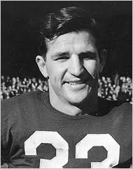 Sammy Baugh, One of N.F.L.&#39;s Greatest Quarterbacks, Dies at 94 - Obituary (Obit) - NYTimes.com - baugh-obit.190