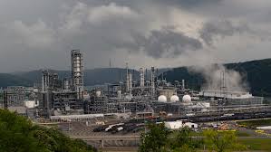 Shell draws Exxon interest in $8bn US chemical assets sale